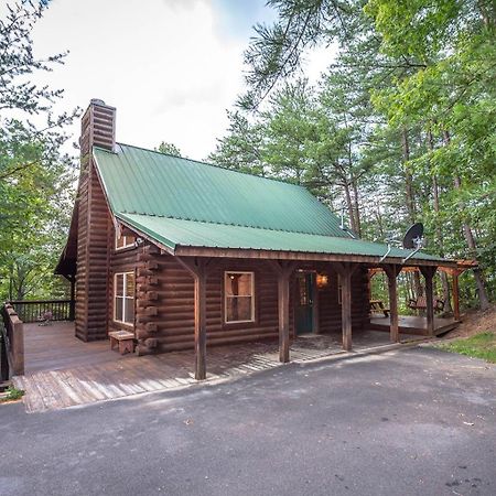 Wholly Smokies Villa Pigeon Forge Exterior photo